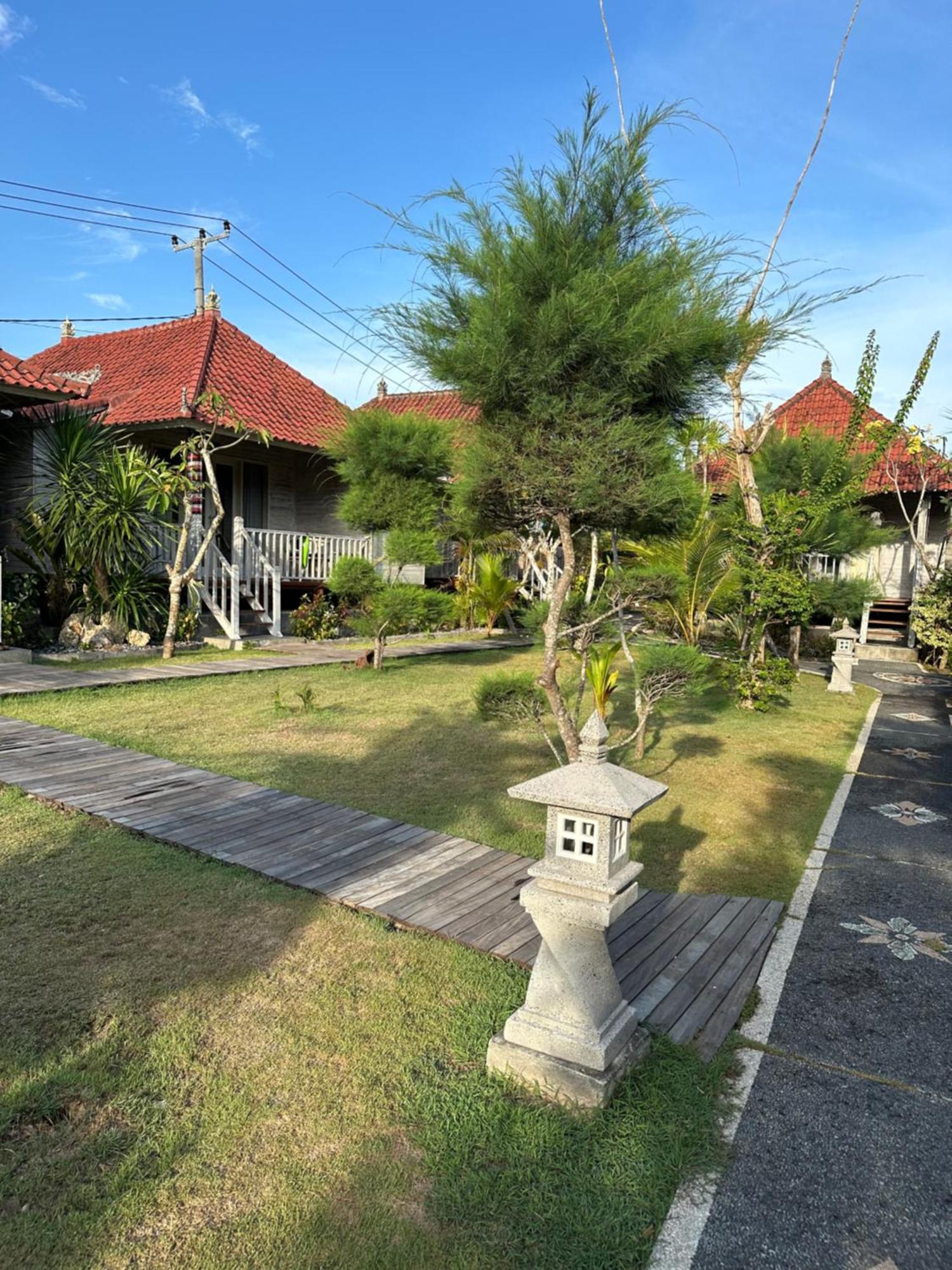 The Niti Hut's 4* Lembongan
